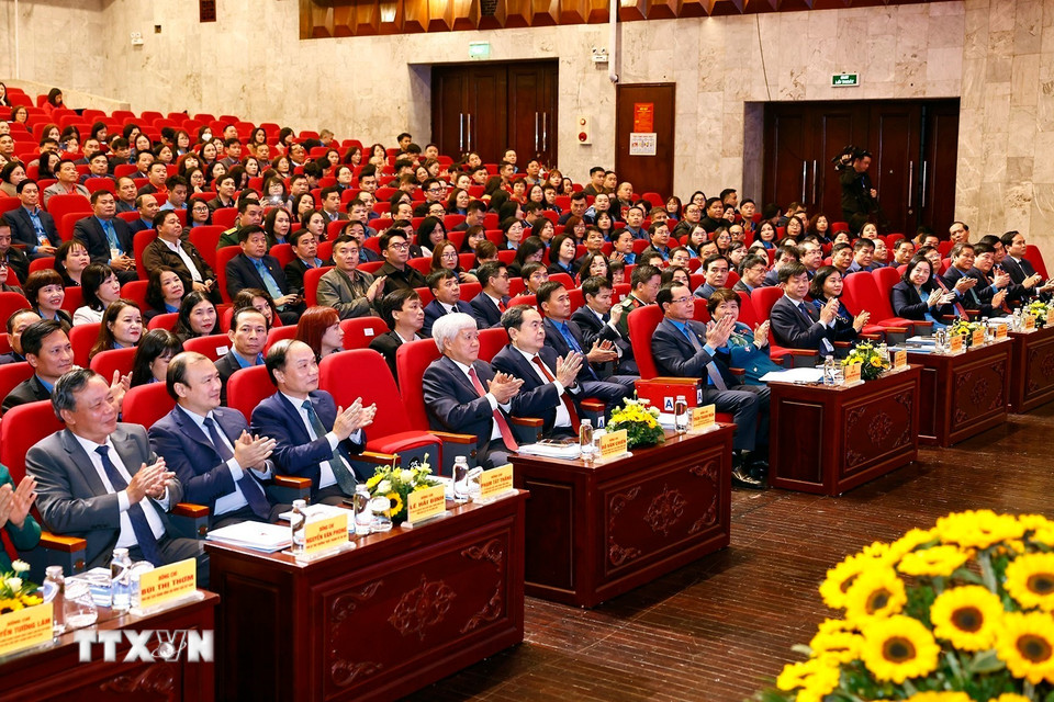 Chủ tịch Quốc hội Trần Thanh Mẫn và đại biểu dự Chương trình. (Ảnh: Doãn Tấn/TTXVN)