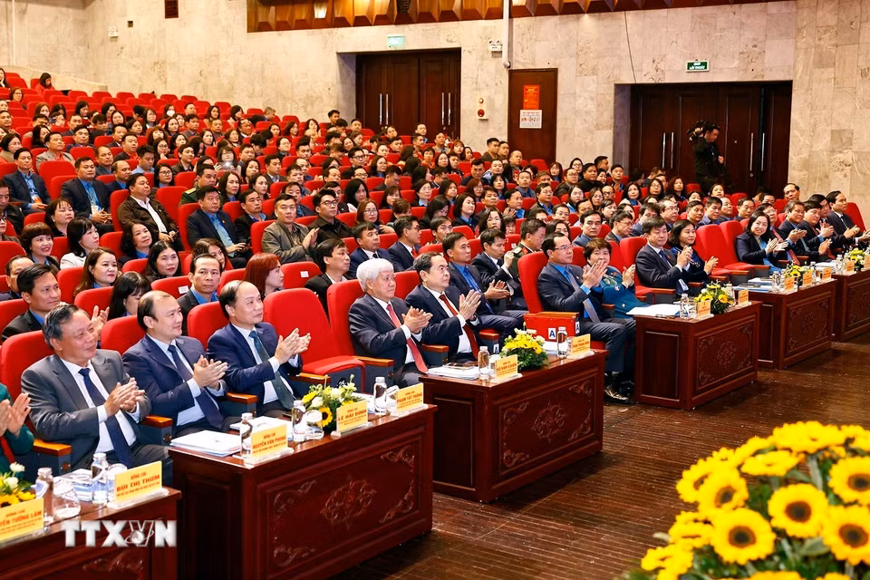 Chủ tịch Quốc hội Trần Thanh Mẫn và đại biểu dự Chương trình. (Ảnh: Doãn Tấn/TTXVN)
