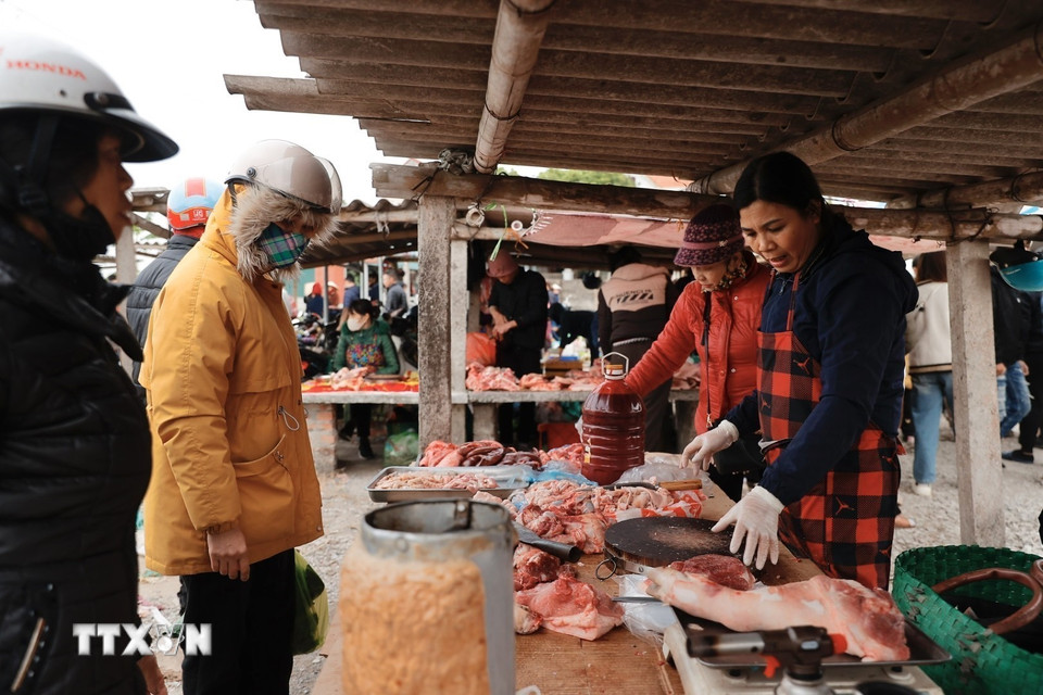 Khu vực dành cho những gian hàng bán thịt lợn. (Ảnh: Minh Quyết/TTXVN)