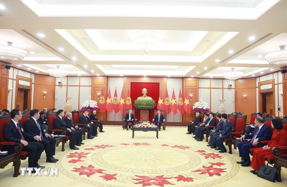 Tổng Bí thư Tô Lâm tiếp Thủ tướng Kyrgyzstan Adylbek Kasymaliev. (Ảnh: Thống Nhất/TTXVN)