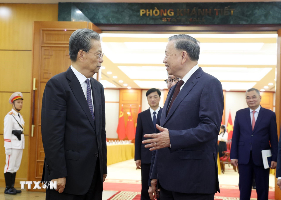 Tổng Bí thư Tô Lâm tiếp Ủy viên trưởng Nhân đại toàn quốc Trung Quốc Triệu Lạc Tế. (Ảnh: Thống Nhất/TTXVN)