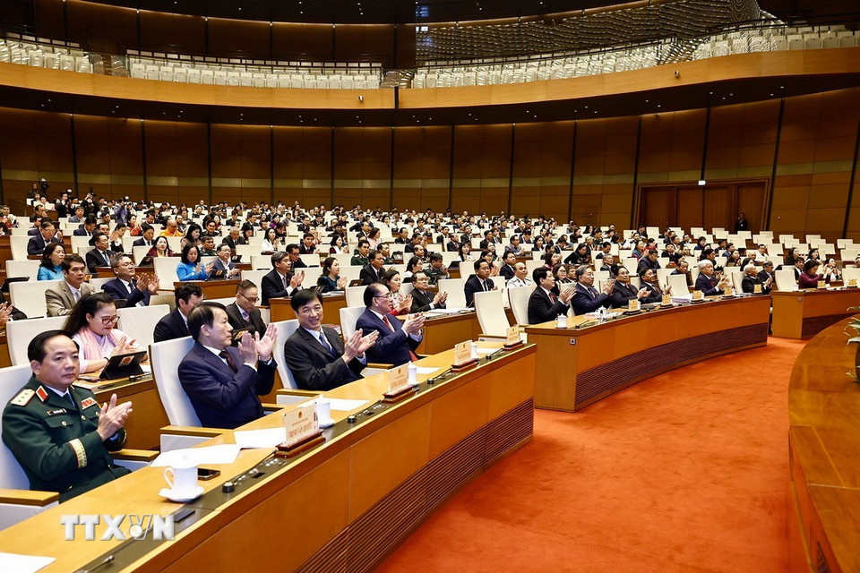 Tổng Bí thư Tô Lâm và các đồng chí lãnh đạo, nguyên lãnh đạo Đảng, Nhà nước và đại biểu Quốc hội dự khai mạc kỳ họp. (Ảnh: Doãn Tấn/TTXVN)