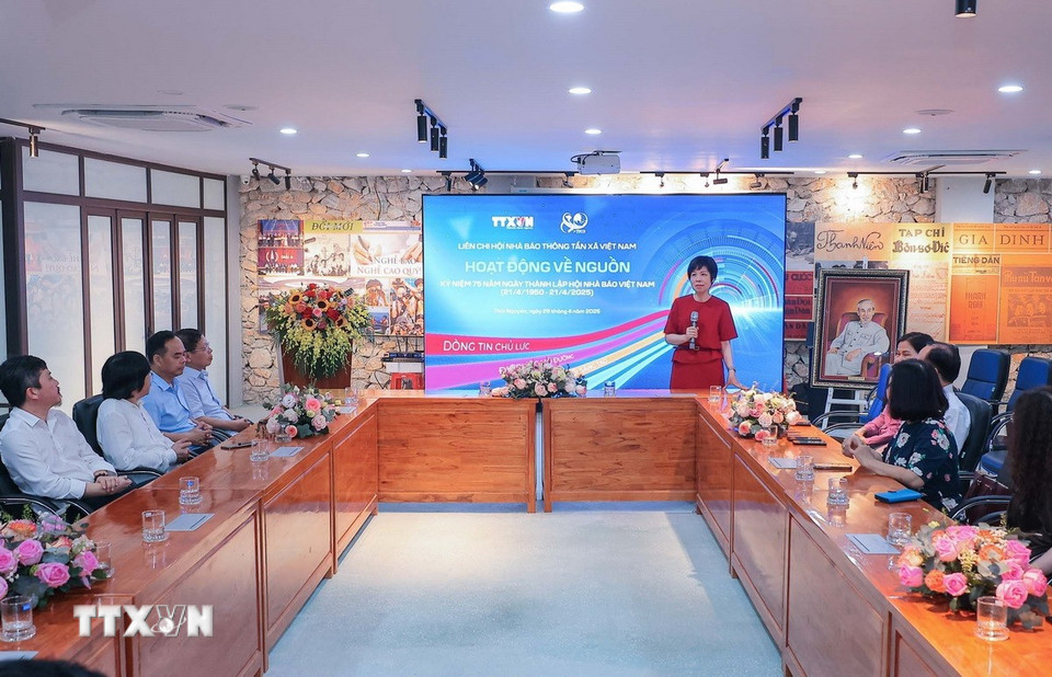 Tổng giám đốc TTXVN Vũ Việt Trang phát biểu. (Ảnh: Hoàng Hiếu/TTXVN)