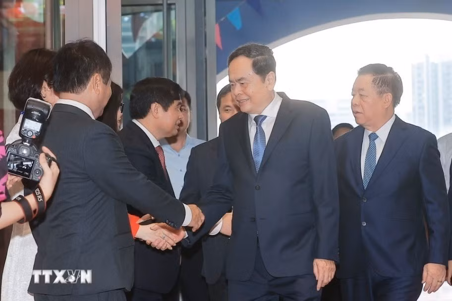Chủ tịch Quốc hội Trần Thanh Mẫn đến dự Lễ kỷ niệm. (Ảnh: Minh Quyết/TTXVN)