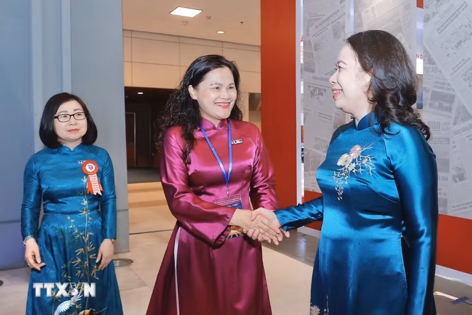 Phó Chủ tịch nước Võ Thị Ánh Xuân đến dự Lễ kỷ niệm. (Ảnh: Minh Quyết/TTXVN)