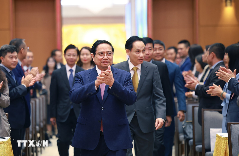 Thủ tướng Phạm Minh Chính đến dự Hội nghị tổng kết công tác ngành Ngoại giao năm 2025 và phương hướng, nhiệm vụ năm 2026. (Ảnh: Dương Giang/TTXVN)