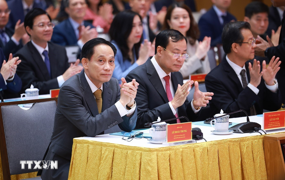 Bộ trưởng Bộ Ngoại giao Lê Hoài Trung tham dự Hội nghị tổng kết công tác ngành Ngoại giao năm 2025 và phương hướng, nhiệm vụ năm 2026. (Ảnh: Dương Giang/TTXVN)