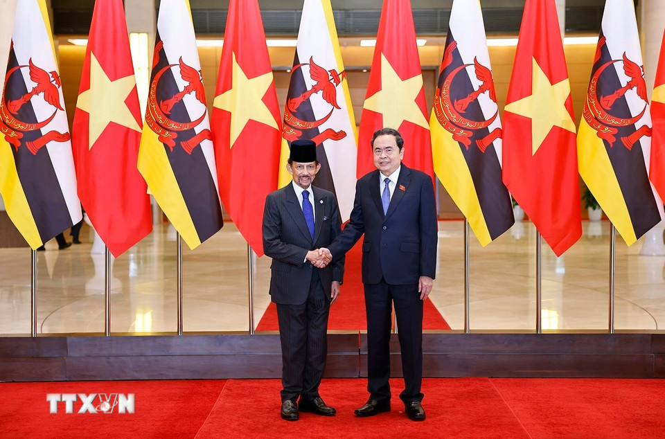 Chủ tịch Quốc hội Trần Thanh Mẫn hội kiến Quốc vương Brunei Darussalam Haji Hassanal Bolkiah. (Ảnh: Doãn Tấn/TTXVN)
