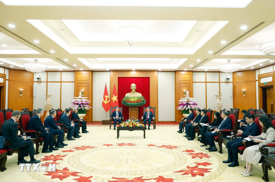 Tổng Bí thư Tô Lâm tiếp Thư ký Hội đồng An ninh quốc gia Belarus Volfovich Aleksandr Grigorievich. (Ảnh: Thống Nhất/TTXVN)