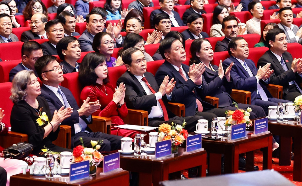 Chủ tịch Quốc hội Trần Thanh Mẫn và đại biểu dự Lễ Kỷ niệm.(Ảnh: Doãn Tấn/TTXVN)