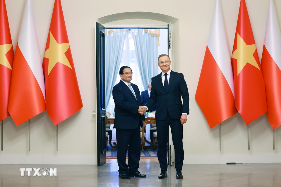 Thủ tướng Phạm Minh Chính hội kiến Tổng thống Ba Lan Andrzej Duda. (Ảnh: Dương Giang/TTXVN)