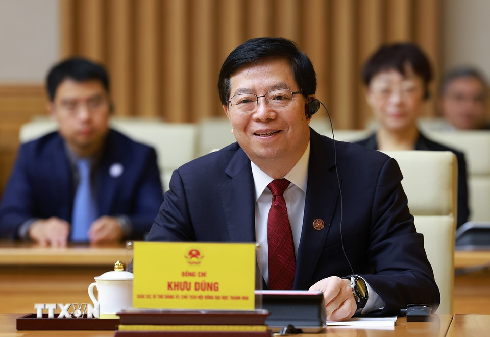 Đồng chí Khưu Dũng, Bí thư Đảng ủy Đại học Thanh Hoa, Trung Quốc phát biểu. (Ảnh: Dương Giang/TTXVN)