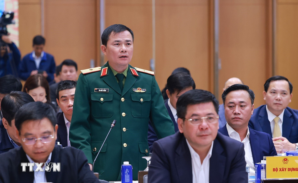 Thiếu tướng Tào Đức Thắng, Chủ tịch kiêm Tổng giám đốc Tập đoàn Công nghiệp – Viễn thông Quân đội (Viettel) phát biểu. (Ảnh: Dương Giang/TTXVN)