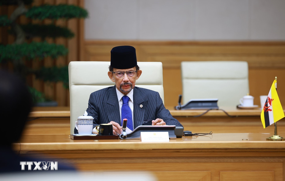 Quốc vương Brunei Darussalam Haji Hassanal Bolkiah phát biểu tại cuộc hội kiến Thủ tướng Phạm Minh Chính. (Ảnh: Dương Giang/TTXVN)