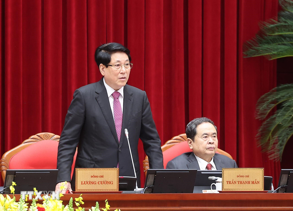 Ủy viên Bộ Chính trị, Chủ tịch nước Lương Cường điều hành Phiên khai mạc Hội nghị lần thứ 14 Ban Chấp hành Trung ương Đảng khóa XIII. (Ảnh: Lâm Khánh/TTXVN)