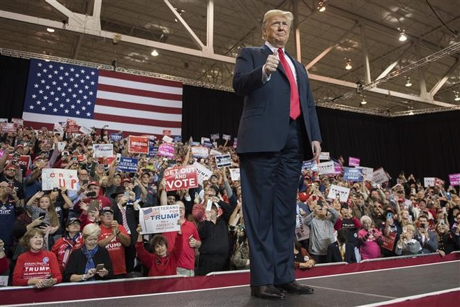 Tổng thống Trump kêu gọi đảng Cộng hòa, Dân chủ cùng nhau làm việc ảnh 1