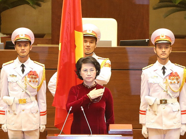 [Infographics] Tiểu sử Chủ tịch Quốc hội Nguyễn Thị Kim Ngân ảnh 1