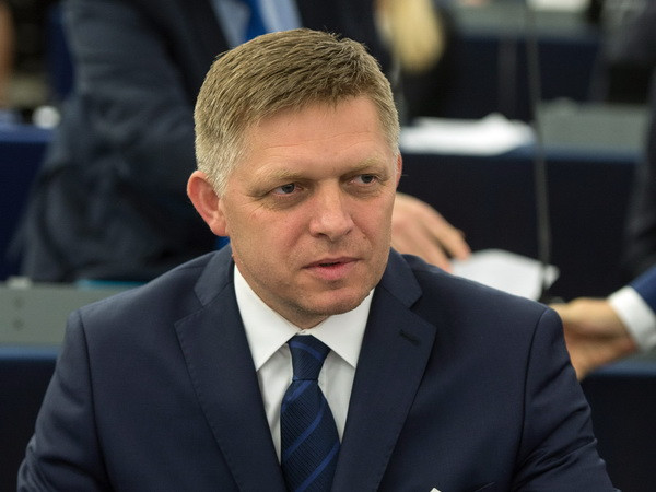 Các nước Trung Âu có thể phủ quyết thỏa thuận hậu Brexit ảnh 1