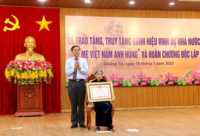 Quảng Trị: Trao tặng, truy tặng Danh hiệu Bà mẹ Việt Nam Anh hùng ảnh 1