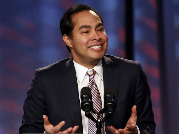 Ông Julian Castro được đề cử làm Bộ trưởng Nhà ở và Phát triển đô thị. (Nguồn: AP) Tổng thống Barack Obama đề cử một số nhân sự nội các ảnh 1