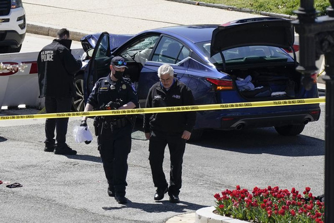 Mỹ: Tấn công bằng xe và dao nhằm vào lực lượng cảnh sát Đồi Capitol ảnh 1