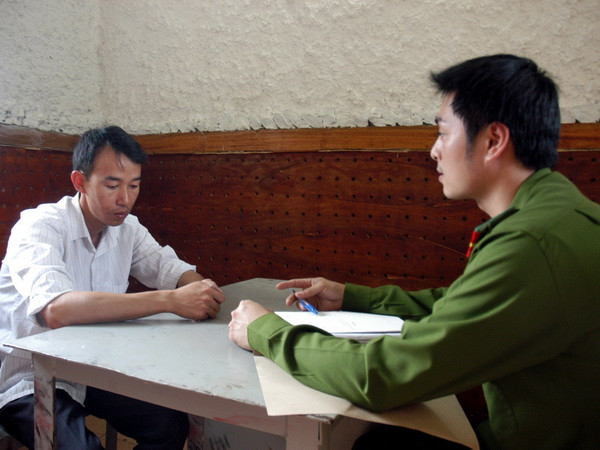 Bắt giám đốc và cán bộ giám sát thi công cầu treo Chu Va 6 ảnh 4