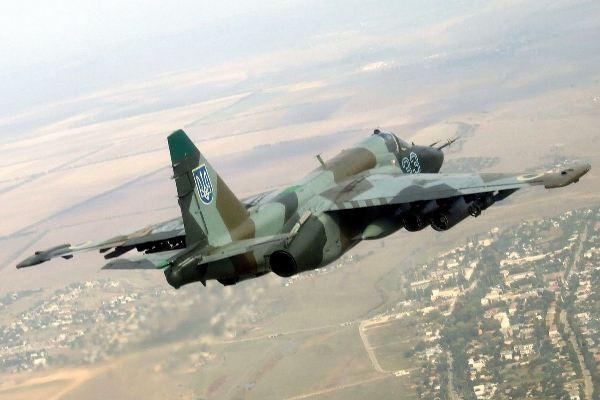 Quân ly khai Donetsk xác nhận bắn hạ 1 máy bay cường kích Su-25 ảnh 1