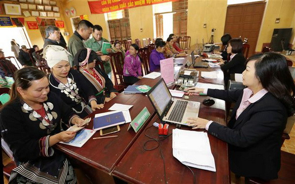 Thủ tướng đã 3 lần quyết định giảm lãi suất cho vay đối với hộ nghèo ảnh 1