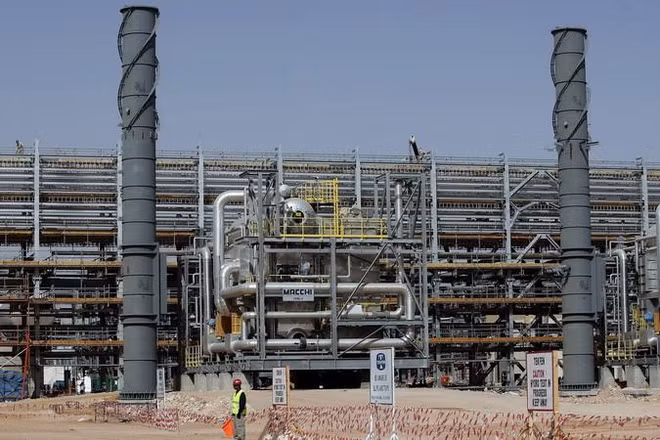 Lợi nhuận ròng giảm 12%, Saudi Aramco vẫn bỏ xa các đối thủ ảnh 1