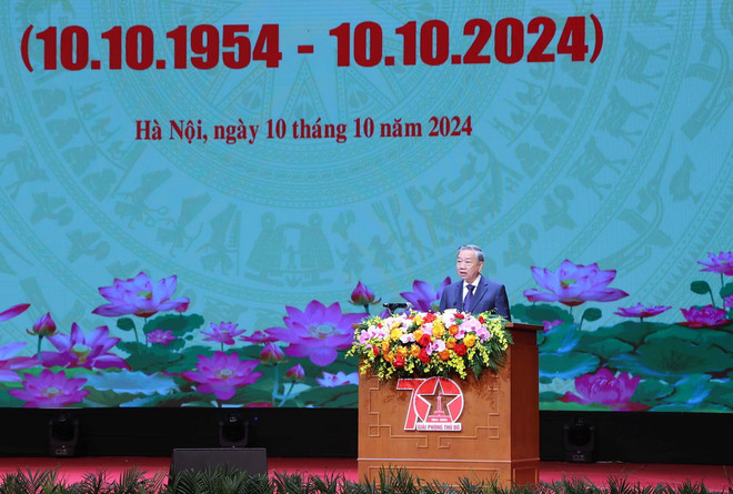 ttxvn_le ky niem 70 nam giai phong thu do (17).jpg