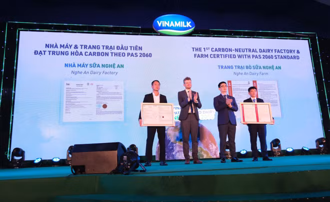 Nhà máy, trang trại của Vinamilk được chứng nhận đạt trung hòa carbon ảnh 2