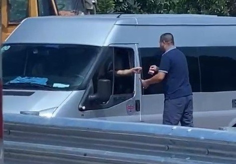 Tìm đối tượng thu phí trái phép các xe đi cao tốc Vân Đồn-Móng Cái ảnh 1