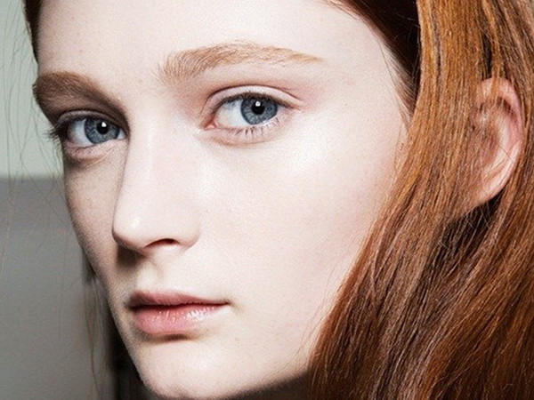 Son màu nude vẫn được ưa chuộng trong mùa Thu năm nay ảnh 1