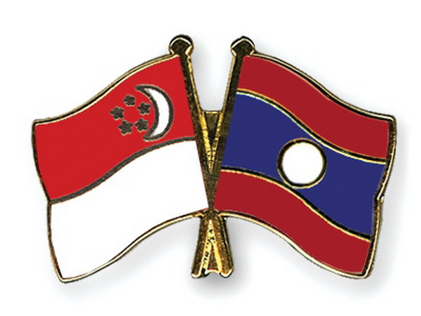 Bộ trưởng Ngoại giao Lào Saleumxay Kommasith thăm Singapore ảnh 1