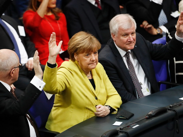 Ba đảng thiên tả có thể đánh bại liên đảng của Thủ tướng Merkel ảnh 1