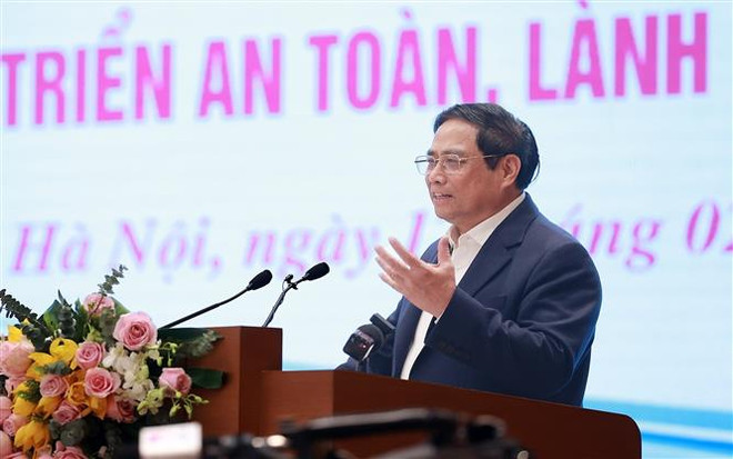 Các chủ thể cùng vào cuộc tháo gỡ khó khăn cho thị trường bất động sản ảnh 1