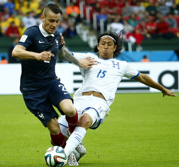 Những cầu thủ có phong cách điên rồ nhất tại World Cup 2014 ảnh 1