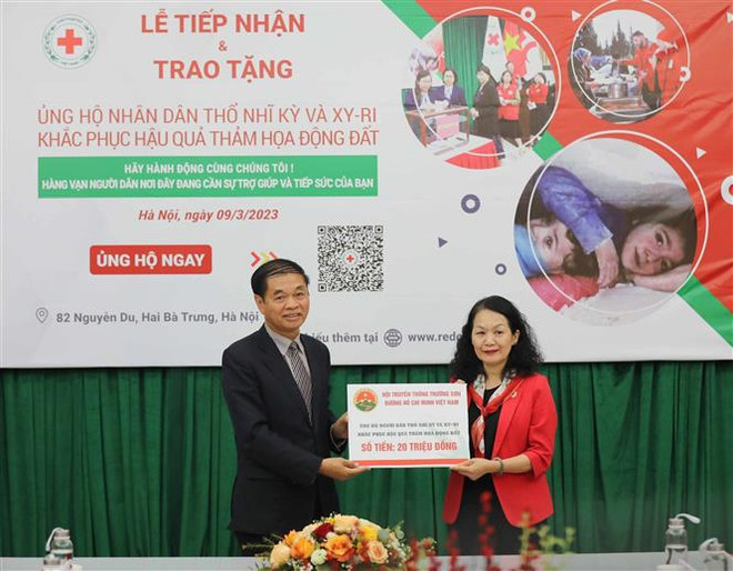 Hỗ trợ bước đầu 200.000 USD giúp người dân Thổ Nhĩ Kỳ và Syria ảnh 3