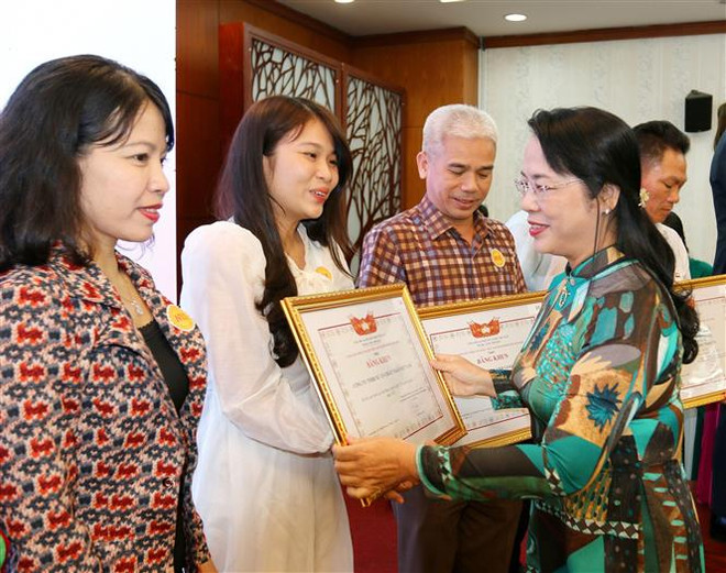 Thành phố Hồ Chí Minh: 365 tỷ đồng góp các các quỹ nhân đạo ảnh 1