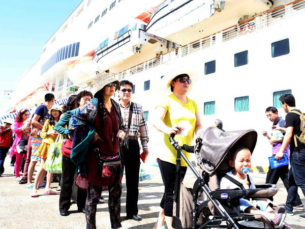 Việt Nam đón 3,75 triệu du khách trong 5 tháng đầu năm ảnh 1