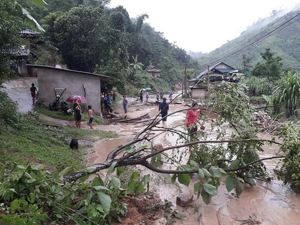 Thanh Hóa: Tạm thời cho học sinh nghỉ học sau sự cố sập trường ảnh 1