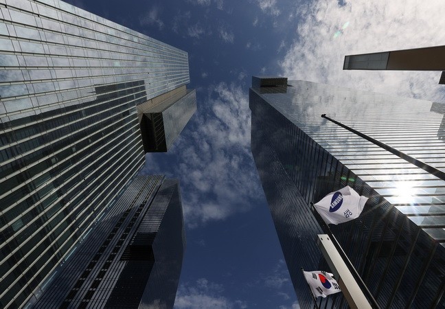 Samsung giữ “ngôi vương” trong danh sách 500 công ty lớn nhất Hàn Quốc ảnh 1