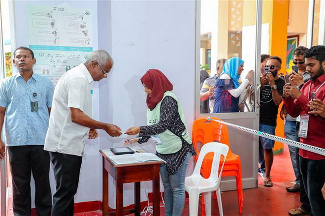 Khoảng 260.000 cử tri của Maldives đi bỏ phiếu bầu tổng thống ảnh 1