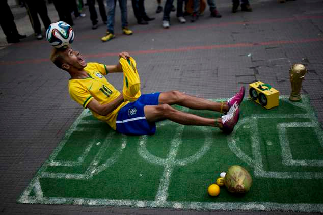 Thư từ Brazil: World Cup và cú hích kinh tế mang tên Neymar ảnh 2