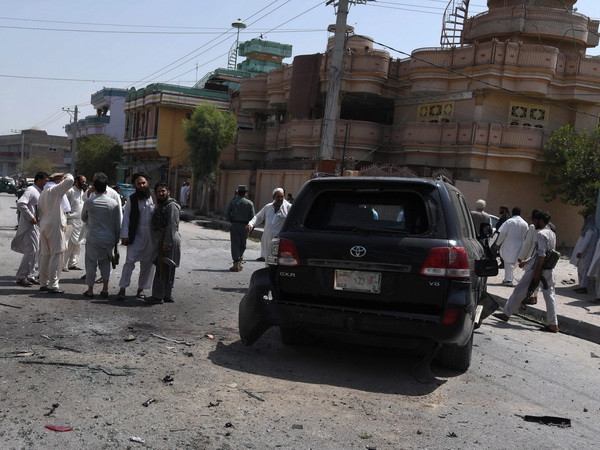 Đánh bom ở thủ đô Afghanistan, gần 200 người thương vong ảnh 1