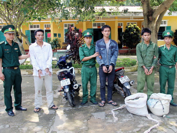 Tỉnh Quảng Trị triệt phá đường dây mua bán thuốc nổ trái phép ảnh 1