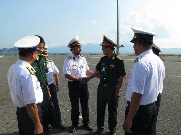 Đoàn công tác số 4 lên đường thăm quân và dân huyện đảo Trường Sa ảnh 1
