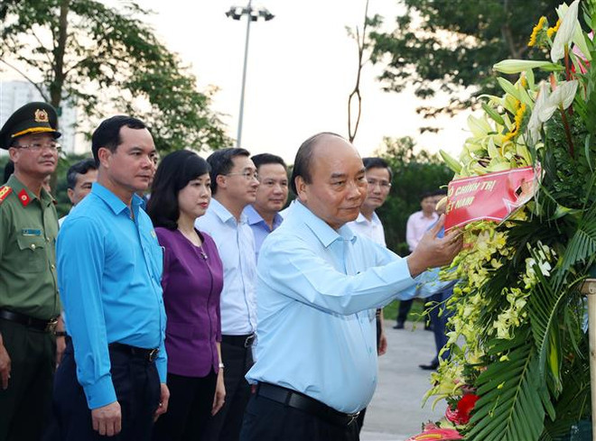 Thủ tướng đối thoại với công nhân và làm việc với lãnh đạo Bắc Ninh ảnh 6