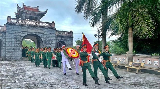 Tìm kiếm, cất bốc được 10 bộ hài cốt liệt sỹ quân tình nguyện tại Lào ảnh 1