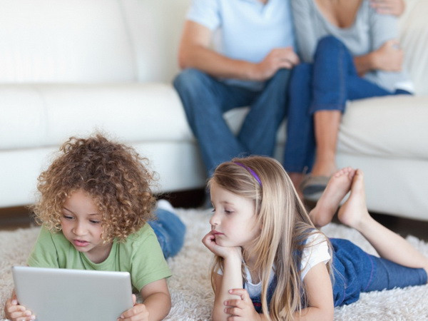 Đâm đơn kiện Google vì con trai tiêu 66 USD trên tablet ảnh 1